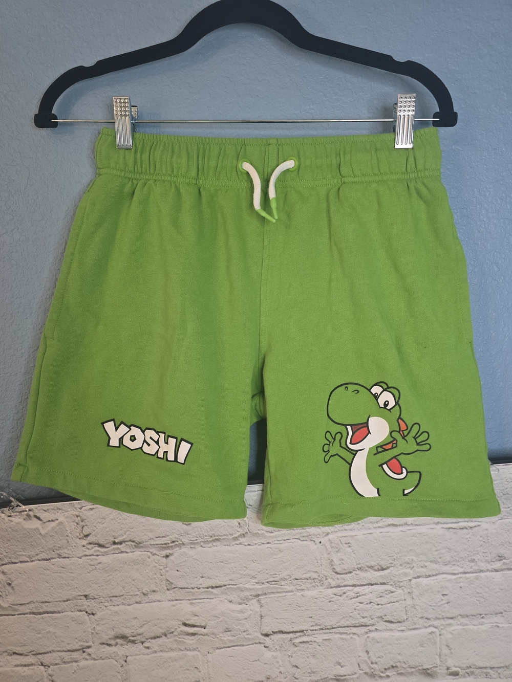 Nintendo Green Yoshi Graphic Kids' Cotton Shorts Sz L